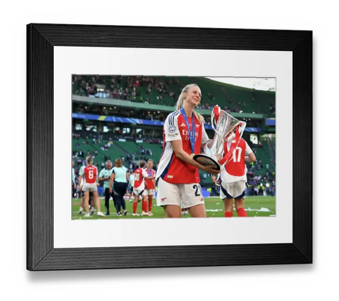 Framed Print : Arsenal WFC v FC Barcelona - UEFA Women's Champions League Final Arsenal WFC v FC Barcelona - UEFA Women's Champions League Final