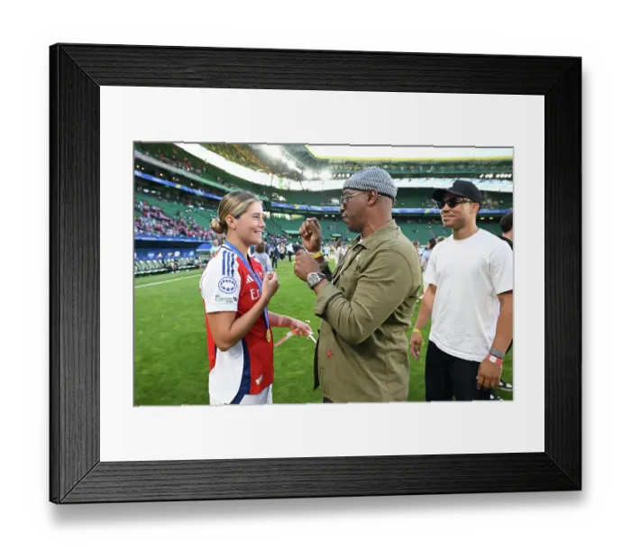 Framed Print : Arsenal WFC v FC Barcelona - UEFA Women's Champions League Final Arsenal WFC v FC Barcelona - UEFA Women's Champions League Final