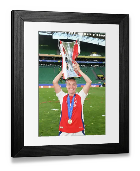 Framed Print : Arsenal WFC v FC Barcelona - UEFA Women's Champions League Final Arsenal WFC v FC Barcelona - UEFA Women's Champions League Final