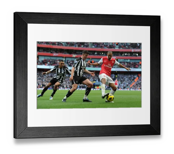 Framed Print : Clash of the Titans: Gael Clichy vs. Joey Barton - Arsenal 0:1 Newcastle United Framed Print : Clash of the Titans: Gael Clichy vs. Joey Barton - Arsenal 0:1 Newcastle United