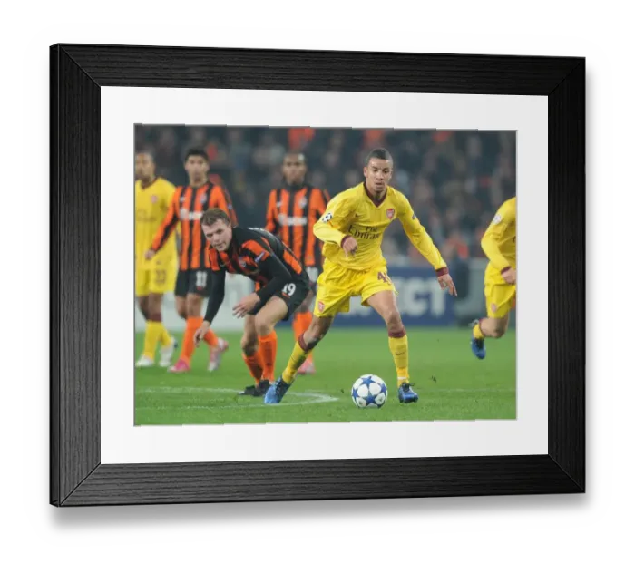 Framed Print : Craig Eastmond (Arsenal) Olexiy Gai (Shakhtar). Shakhtar Donetsk 2: 1 Arsenal