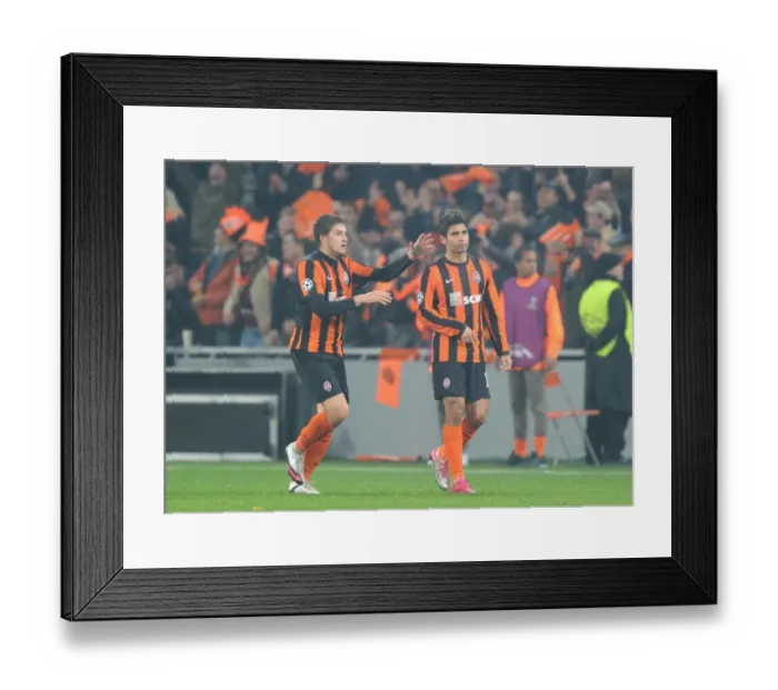 Framed Print : Eduardo (Shakhtar) celebrates his goal. Shakhtar Donetsk 2: 1 Arsenal, UEFA Champiojns League