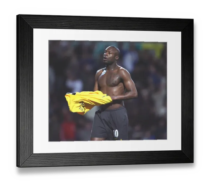 Framed Print : William Gallas's Decisive Header: Arsenal's FA Cup Victory over Blackburn Rovers, 2007