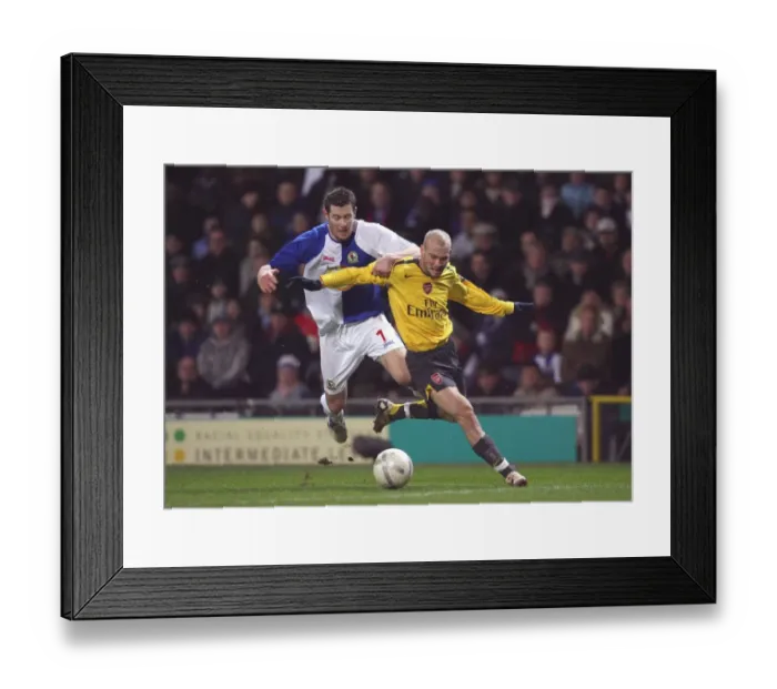 Framed Print : Freddie Ljungberg (Arsenal) Brett Emerton (Blackburn)