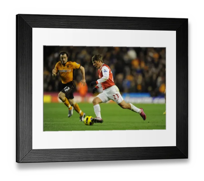 Framed Print : Andrey Arshavin (Arsenal). Wolverhampton Wanderers 0: 2 Arsenal, Barclays Premier League