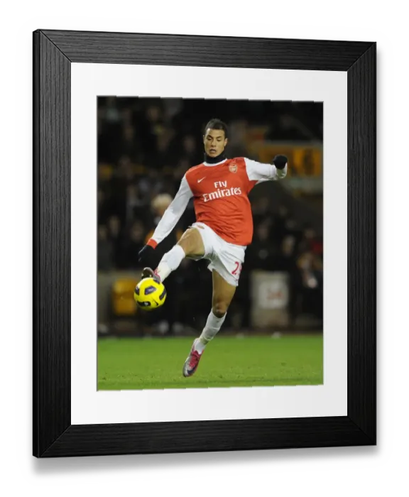 Framed Print : Marouane Chamakh (Arsenal). Wolverhampton Wanderers 0: 2 Arsenal, Barclays Premier League