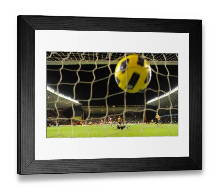 Framed Print : Chamakh Scores the Second: Arsenal Cruises Past Wolverhampton 2-0