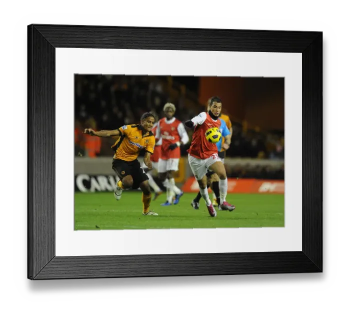 Framed Print : Chamakh and Mancienne Clash: Arsenal's Duo Secures 2-0 Win Over Wolverhampton
