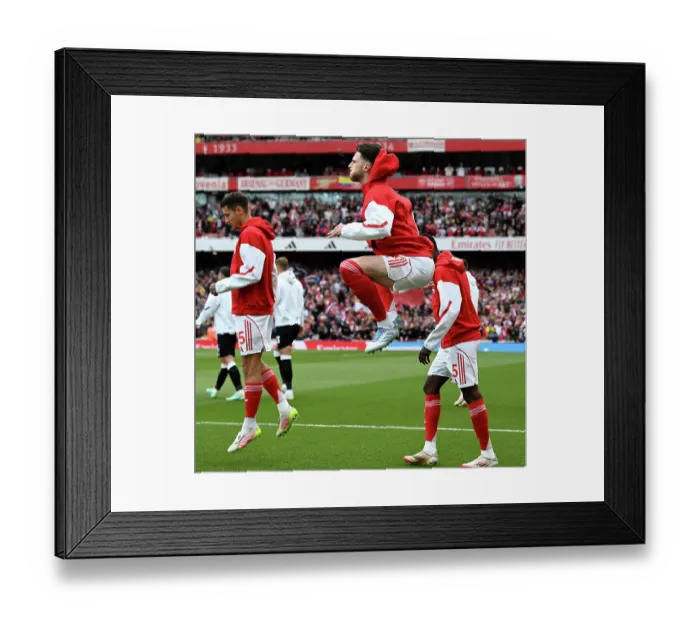 Framed Print : Arsenal FC v Newcastle United FC - Premier League