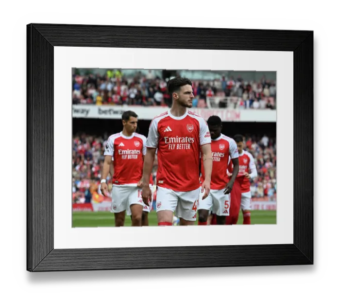 Framed Print : Arsenal FC v Newcastle United FC - Premier League