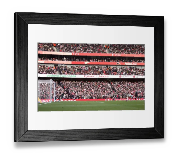 Framed Print : Gilberto scores Arsenals 1st goal from the penalty spot Framed Print : Gilberto scores Arsenals 1st goal from the penalty spot