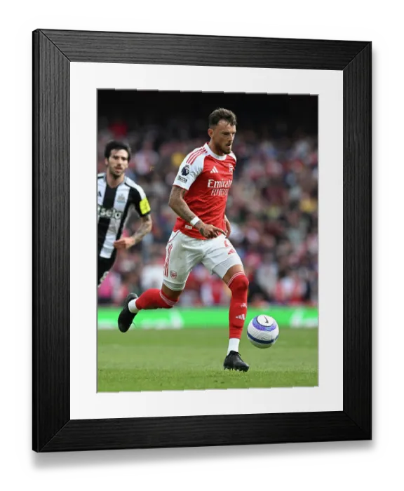 Framed Print : Arsenal FC v Newcastle United FC - Premier League Framed Print : Arsenal FC v Newcastle United FC - Premier League
