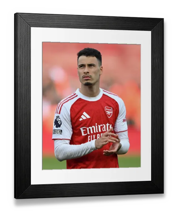 Framed Print : Arsenal FC v Newcastle United FC - Premier League