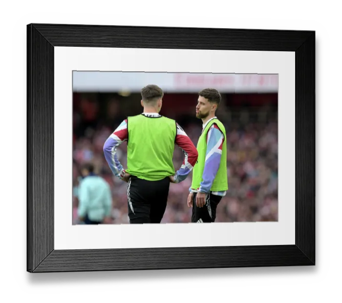 Framed Print : Arsenal FC v Newcastle United FC - Premier League