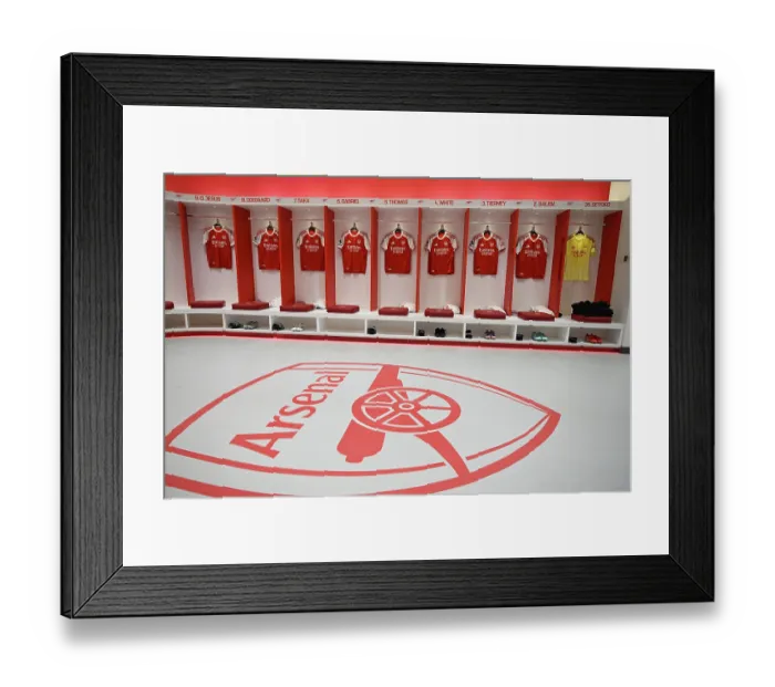 Framed Print : Arsenal FC v Newcastle United FC - Premier League