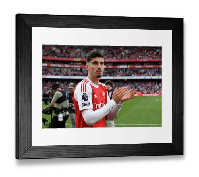Framed Print : Arsenal FC v Newcastle United FC - Premier League