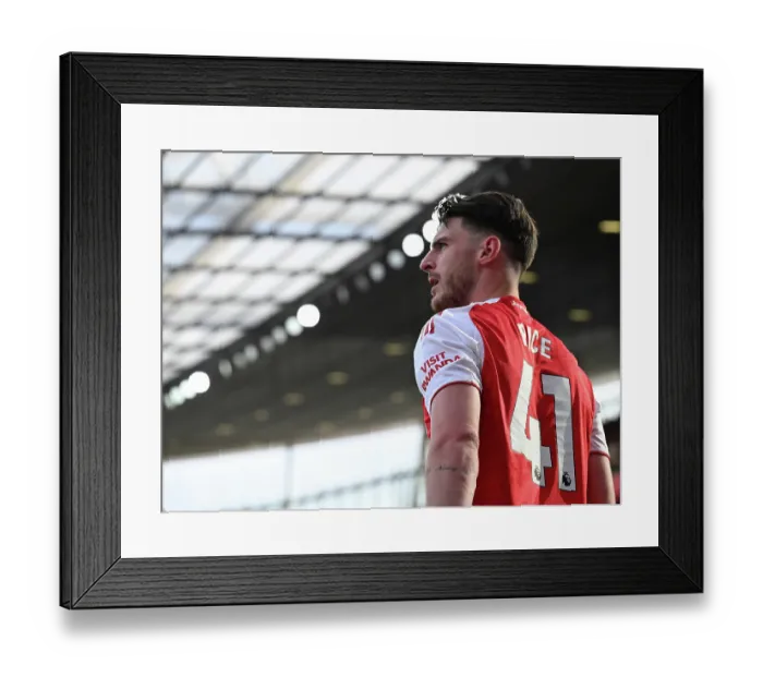 Framed Print : Arsenal FC v Newcastle United FC - Premier League