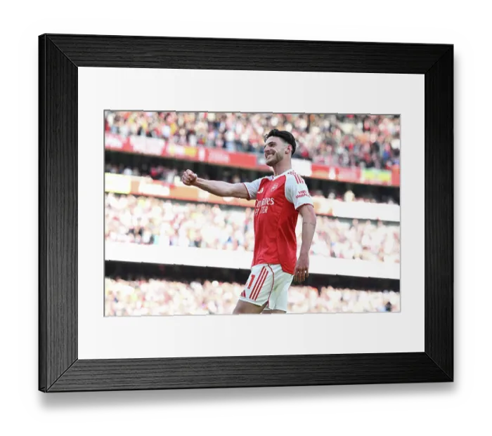 Framed Print : Arsenal FC v Newcastle United FC - Premier League