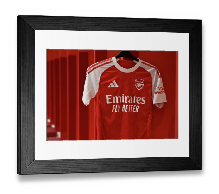 Framed Print : Arsenal FC v Newcastle United FC - Premier League