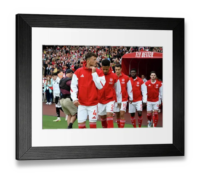 Framed Print : Arsenal FC v Newcastle United FC - Premier League
