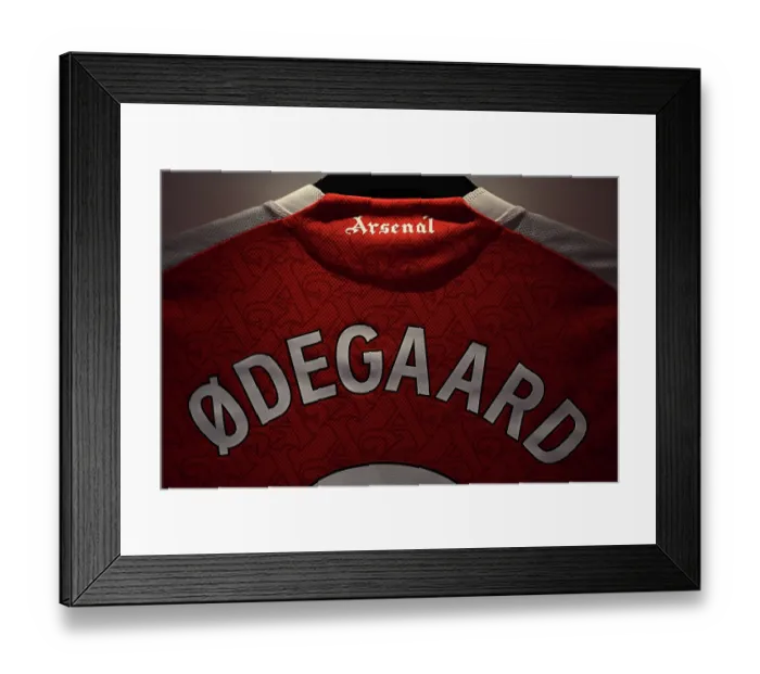 Framed Print : Arsenal FC v Newcastle United FC - Premier League Framed Print : Arsenal FC v Newcastle United FC - Premier League