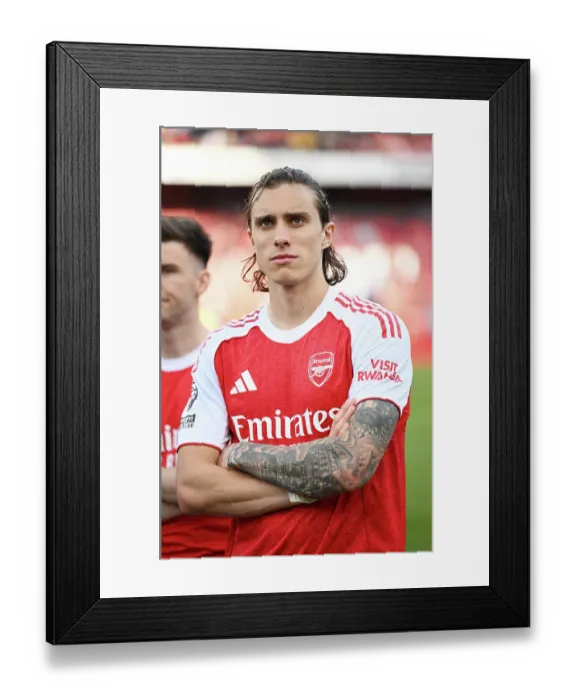 Framed Print : Arsenal FC v Newcastle United FC - Premier League Framed Print : Arsenal FC v Newcastle United FC - Premier League