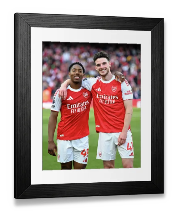 Framed Print : Arsenal FC v Newcastle United FC - Premier League Framed Print : Arsenal FC v Newcastle United FC - Premier League