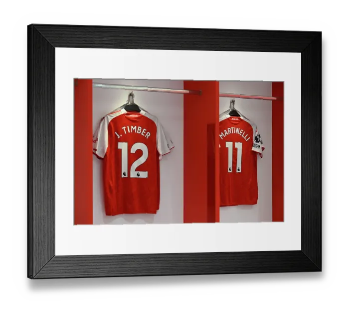 Framed Print : Arsenal FC v Newcastle United FC - Premier League Framed Print : Arsenal FC v Newcastle United FC - Premier League