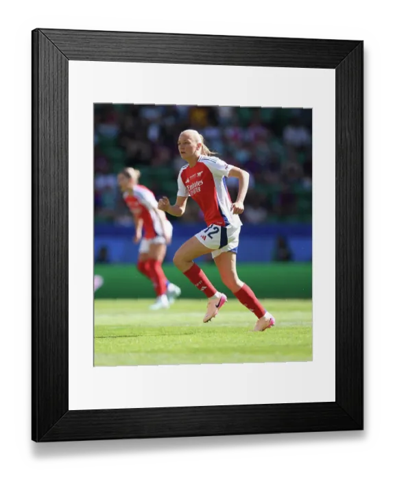 Framed Print : Arsenal WFC v FC Barcelona - UEFA Women's Champions League Final Arsenal WFC v FC Barcelona - UEFA Women's Champions League Final Framed Print : Arsenal WFC v FC Barcelona - UEFA Women's Champions League Final Arsenal WFC v FC Barcelona - UEFA Women's Champions League Final