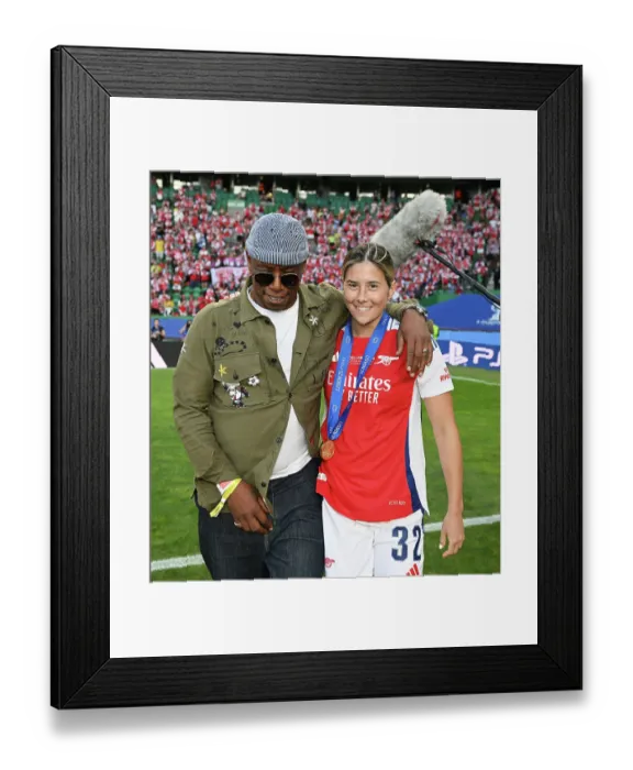 Framed Print : Arsenal WFC v FC Barcelona - UEFA Women's Champions League Final Arsenal WFC v FC Barcelona - UEFA Women's Champions League Final