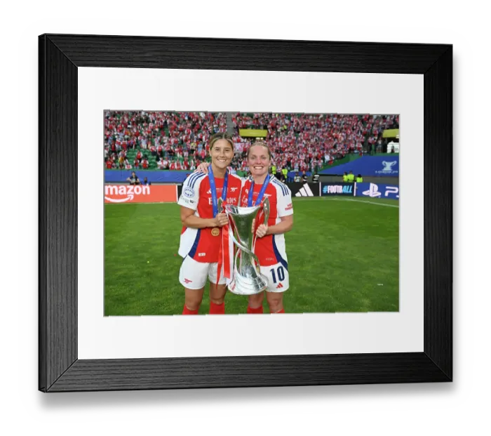 Framed Print : Arsenal WFC v FC Barcelona - UEFA Women's Champions League Final Arsenal WFC v FC Barcelona - UEFA Women's Champions League Final