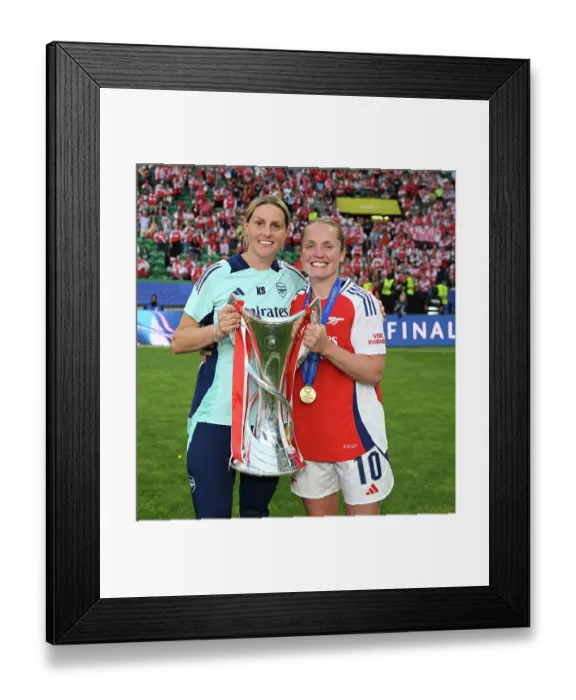 Framed Print : Arsenal WFC v FC Barcelona - UEFA Women's Champions League Final Arsenal WFC v FC Barcelona - UEFA Women's Champions League Final