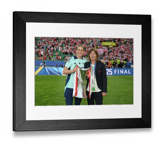 Framed Print : Arsenal WFC v FC Barcelona - UEFA Women's Champions League Final Arsenal WFC v FC Barcelona - UEFA Women's Champions League Final Framed Print : Arsenal WFC v FC Barcelona - UEFA Women's Champions League Final Arsenal WFC v FC Barcelona - UEFA Women's Champions League Final