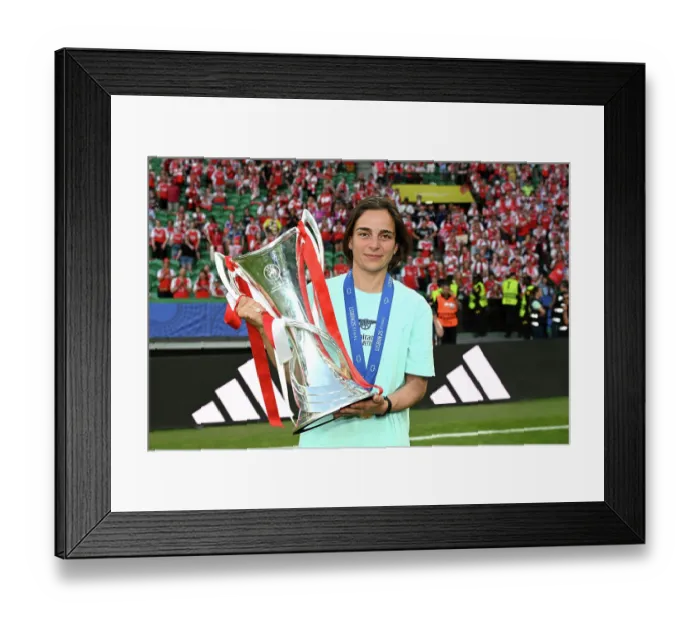 Framed Print : Arsenal WFC v FC Barcelona - UEFA Women's Champions League Final Arsenal WFC v FC Barcelona - UEFA Women's Champions League Final