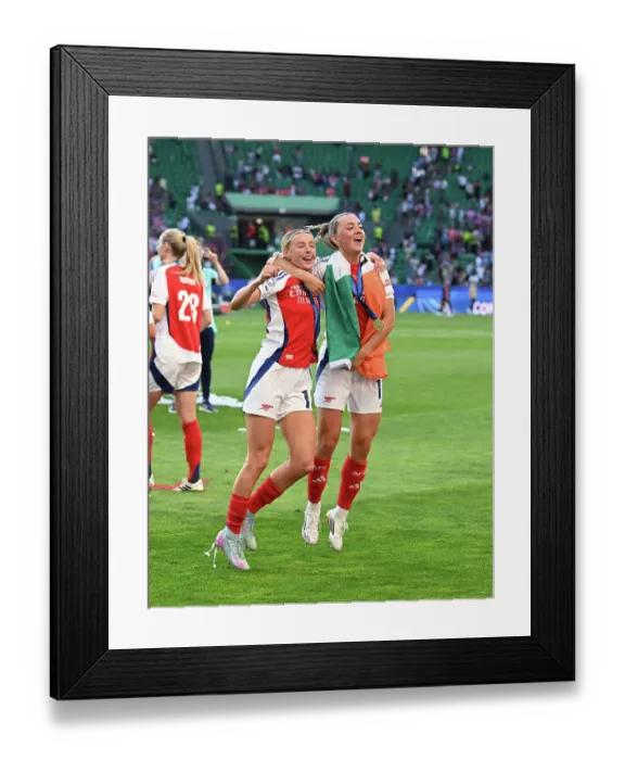 Framed Print : Arsenal WFC v FC Barcelona - UEFA Women's Champions League Final Arsenal WFC v FC Barcelona - UEFA Women's Champions League Final