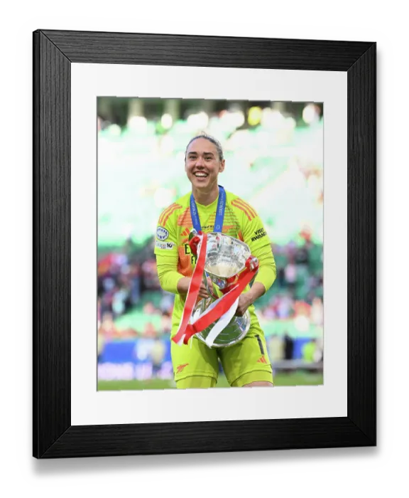 Framed Print : Arsenal WFC v FC Barcelona - UEFA Women's Champions League Final Arsenal WFC v FC Barcelona - UEFA Women's Champions League Final