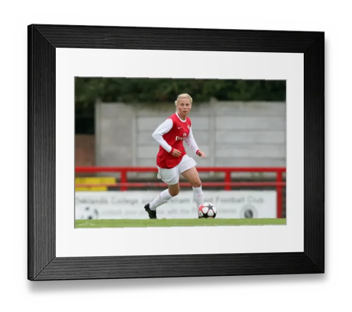 Framed Print : Gilly Flaherty (Arsenal). Arsenal Ladies 9: 0 ZFK Masinac. UEFA Womens Champions League
