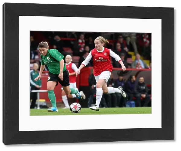 Kim Little (Arsenal) Hristina Sampanidis (ZFK). Arsenal Ladies 9: 0 ZFK Masinac