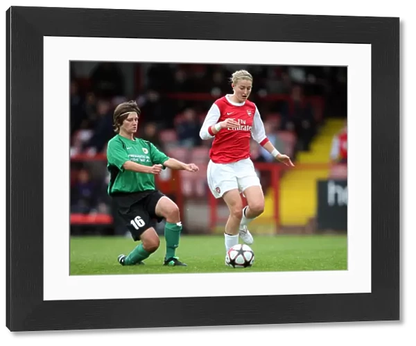 Ellen White (Arsenal) Jadranka Pavicevic (ZFK). Arsenal Ladies 9: 0 ZFK Masinac
