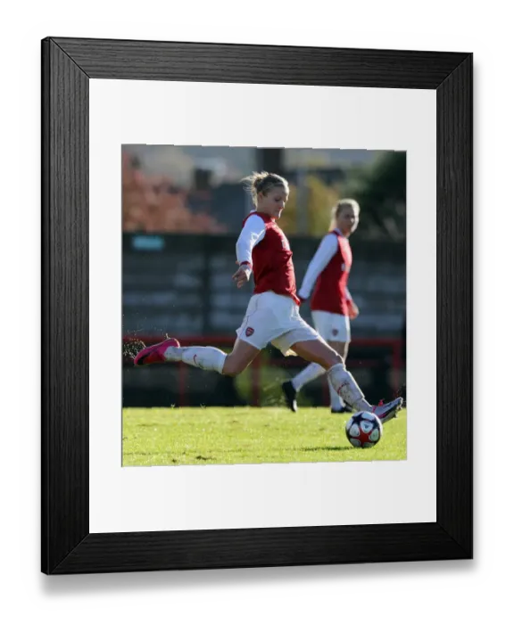Framed Print : Katie Chapman (Arsenal). Arsenal Ladies 4: 1 Rayo Vallecano. Womens UEFA Champions League Framed Print : Katie Chapman (Arsenal). Arsenal Ladies 4: 1 Rayo Vallecano. Womens UEFA Champions League