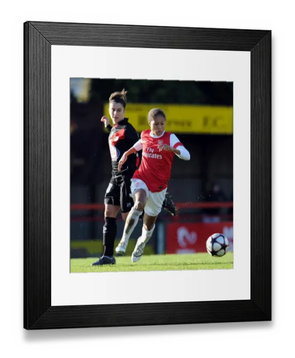 Framed Print : Rachel Yankey (Arsenal) Cristina Vega (Rayo). Arsenal Ladies 4: 1 Rayo Vallecano
