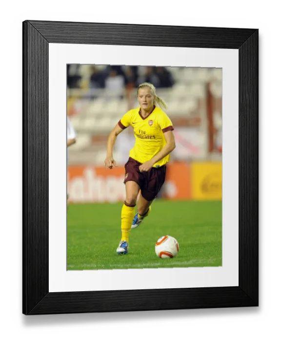 Framed Print : Champions League: Arsenal Ladies Triumph Over Rayo Vallecano with Katie Chapman's Leadership