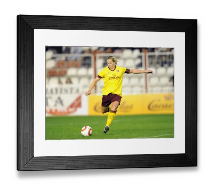 Framed Print : Jayne Luldow (Arsenal). Rayo Vallecano 2: 0 Arsenal Ladies. UEFA Champions League