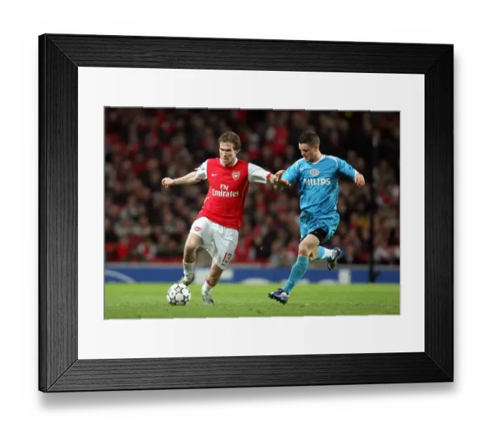 Framed Print : Alex Hleb (Arsenal) Jason Culina (PSV) Framed Print : Alex Hleb (Arsenal) Jason Culina (PSV)