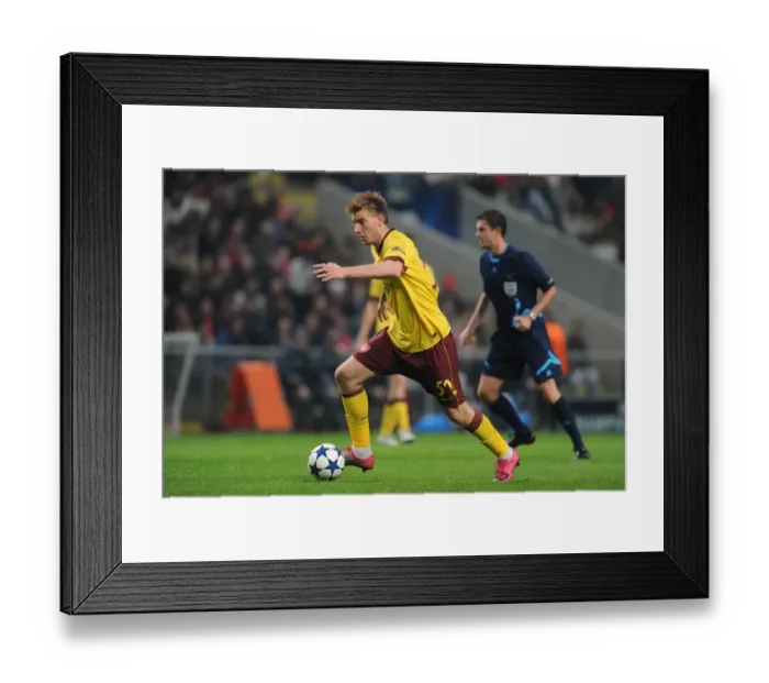Framed Print : Nicklas Bendtner (Arsenal). SC Braga 2: 0 Arsenal, UEFA Champions League Framed Print : Nicklas Bendtner (Arsenal). SC Braga 2: 0 Arsenal, UEFA Champions League