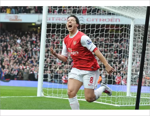 Samir Nasri's Thrilling Goal: Arsenal vs. Tottenham Hotspur in the Premier League (2010-11)