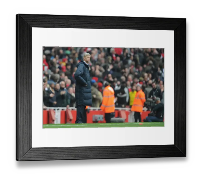 Framed Print : Arsene Wenger the Arsenal Manager. Arsenal 2: 3 Tottenham Hotspur. Baclays Premier League
