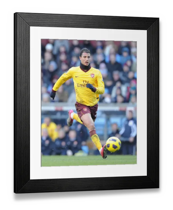 Framed Print : Marouane Chamakh (Arsenal). Aston Villa 2: 4 Arsenal. Barclays Premier League