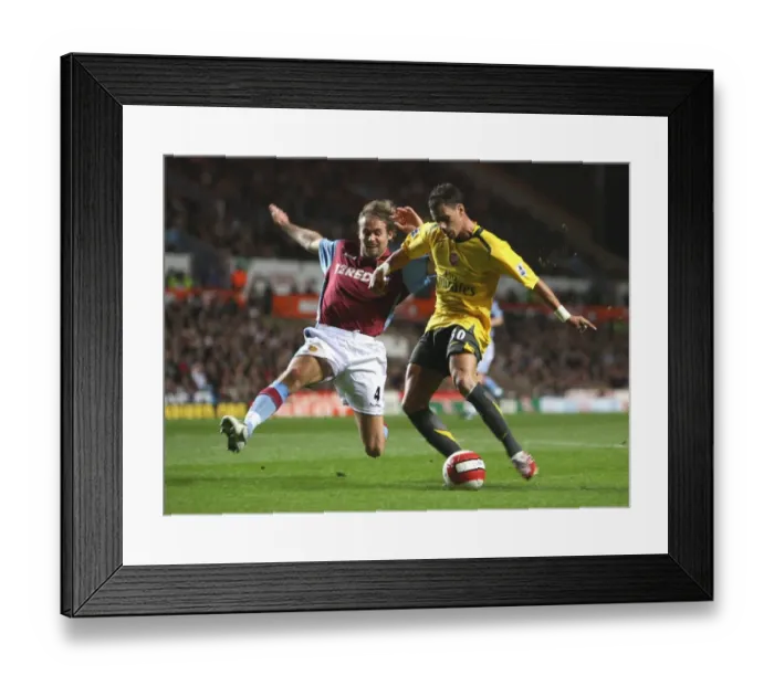 Framed Print : Jeremie Aliadiere (Arsenal) Olef Mellberg (Aston Villa)