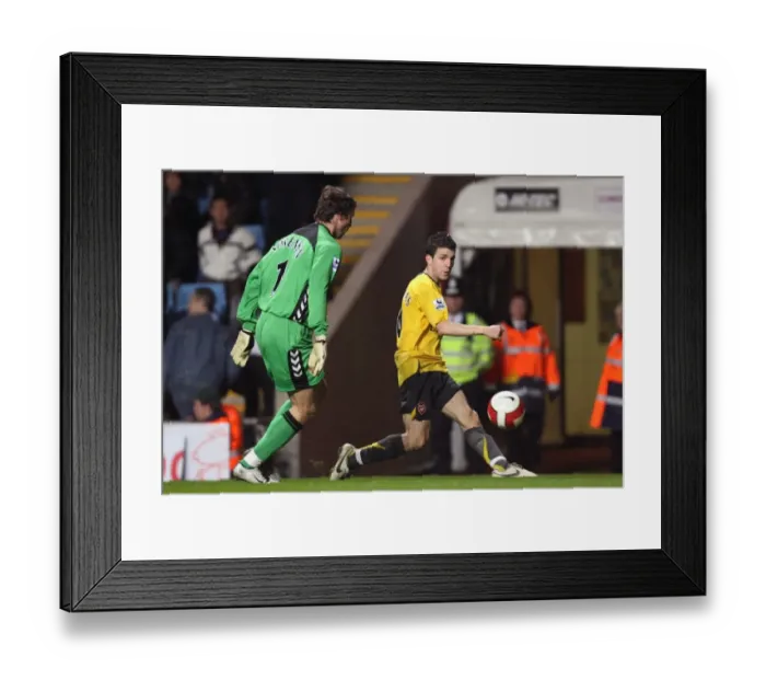 Framed Print : Cesc Fabregas (Arsenal) Thomas Sorensen (Aston Villa) Framed Print : Cesc Fabregas (Arsenal) Thomas Sorensen (Aston Villa)